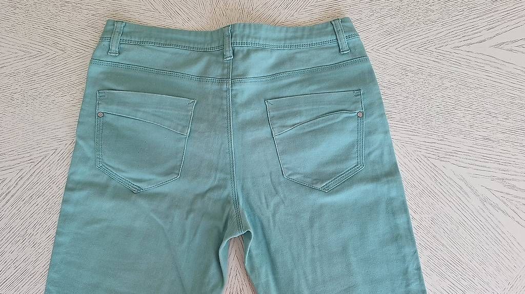 C&A Hosen: türkise Damen-Hose Grösse 36 – Neu (gemäss Beschreibung) aus Urdorf von Jeani_ 2