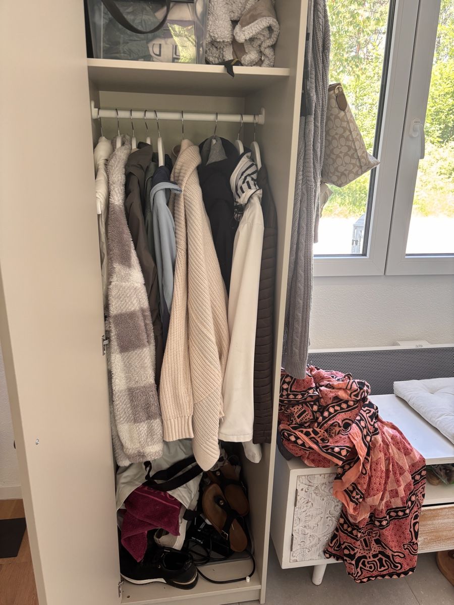 Armoires: Schrank – D'occasion à Portalban par Jornsbeatrice 1