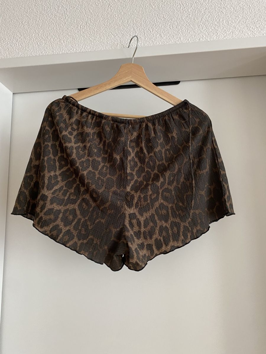 H&M Pantaloni: Leo Shorts von H&M – Usato da Emmen venduto da Linda-Bachmann