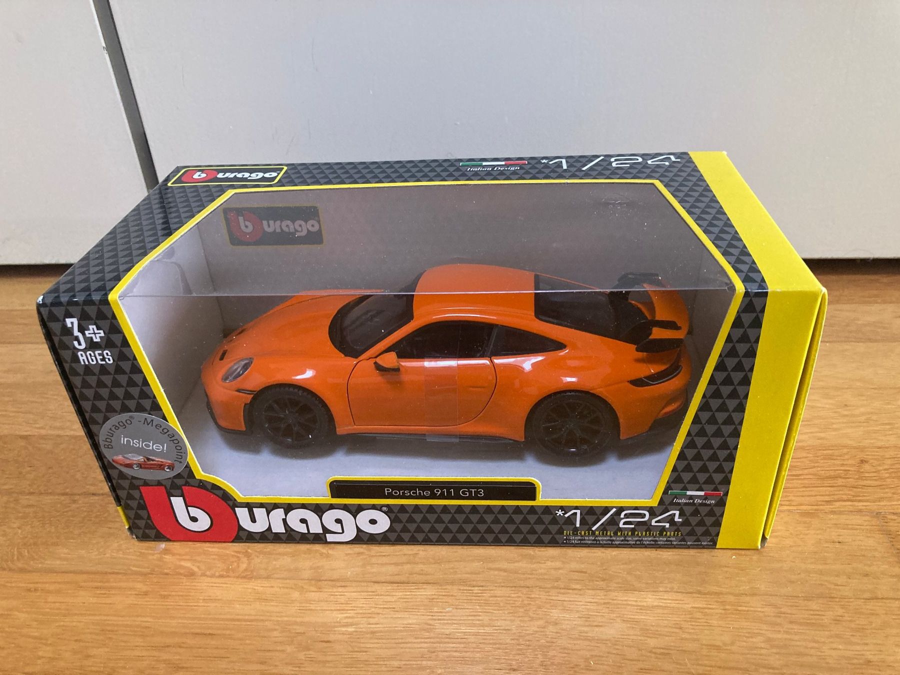 Bburago Voitures modèles: Bburago Porsche 911 GT3 1:24 – Neuf avec emballage d'origine à Lachen SZ par Skyver