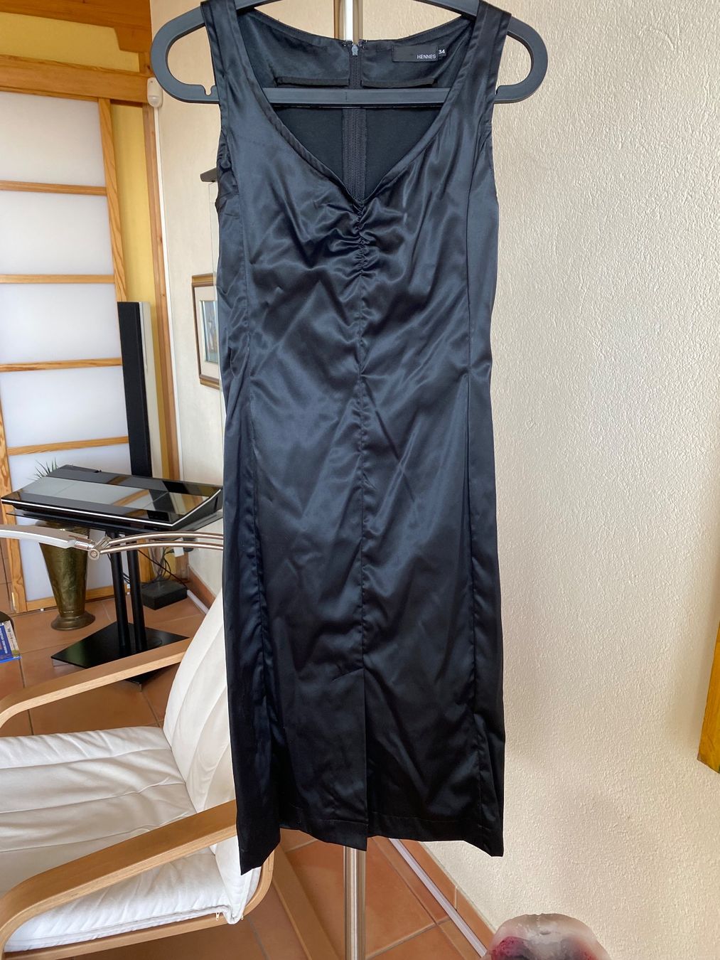 H&M Vestiti: Magnifique robe neuf – Nuovo (secondo la descrizione) da Belmont-sur-Lausanne venduto da chu_vxf5