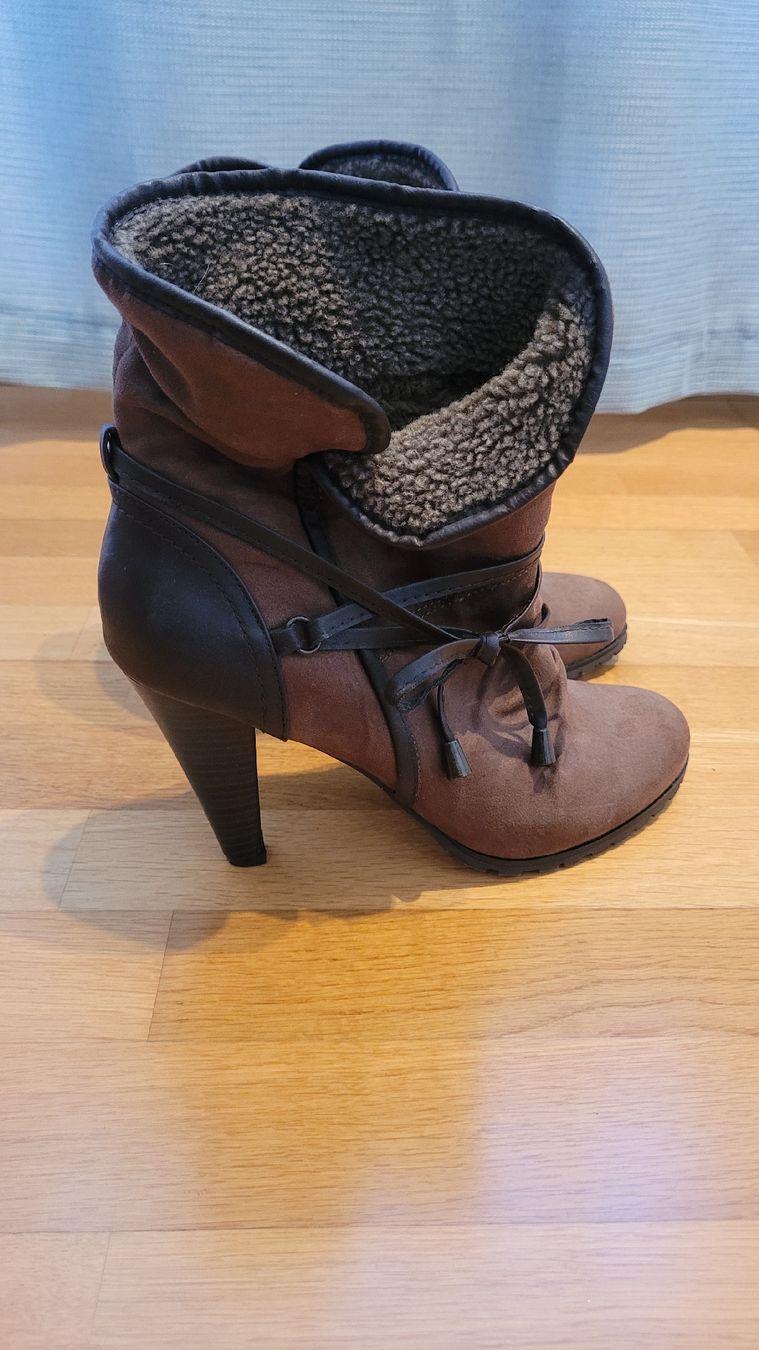 Damenschuhe: Pumps Bata – Neu (gemäss Beschreibung) aus Tägertschi von 9__Saeru__9 1