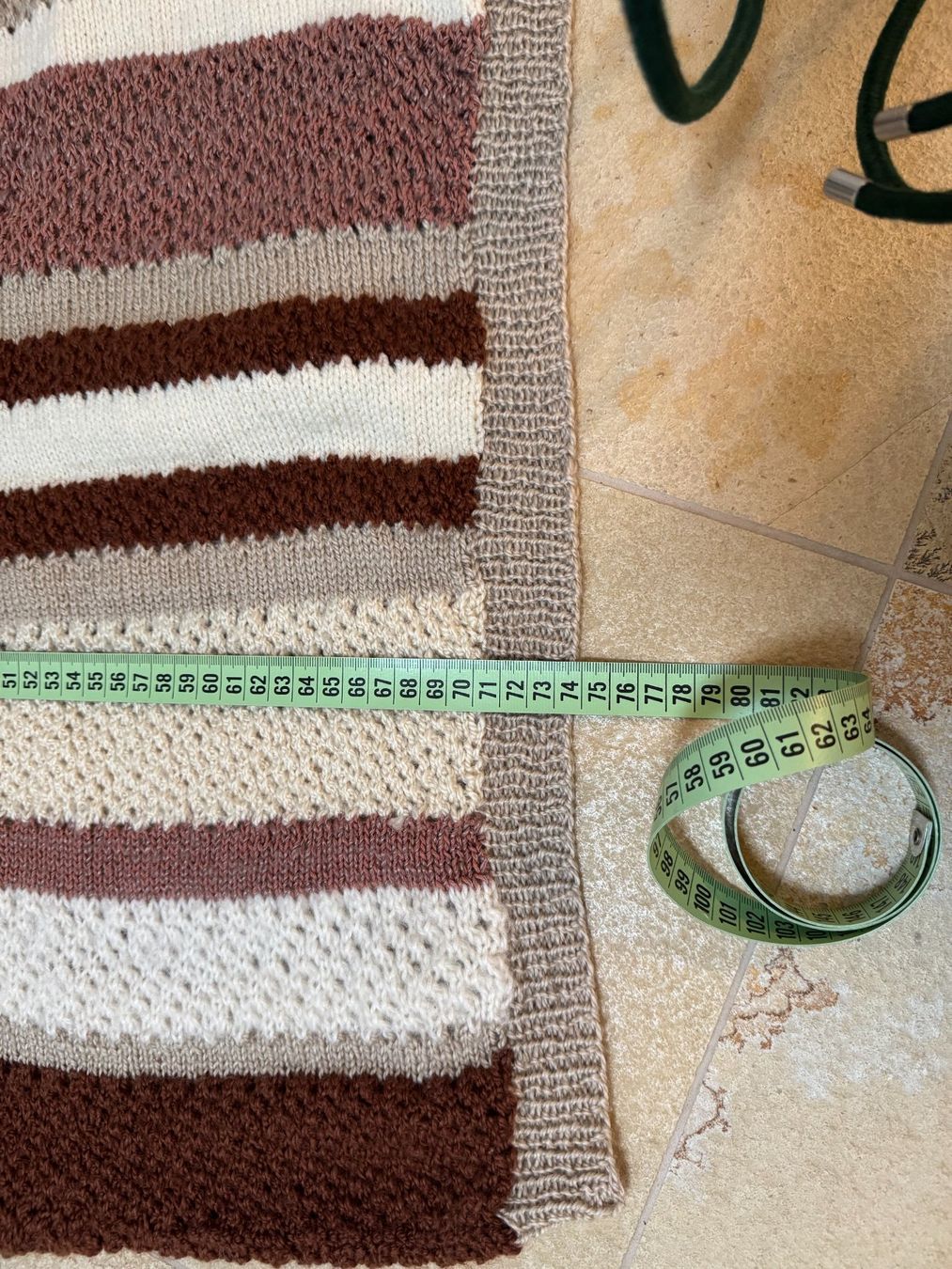 Maglioni & Felpe: Hübscher Damenpullover handgestrickt – Usato da Wettswil venduto da MargrithK01 1