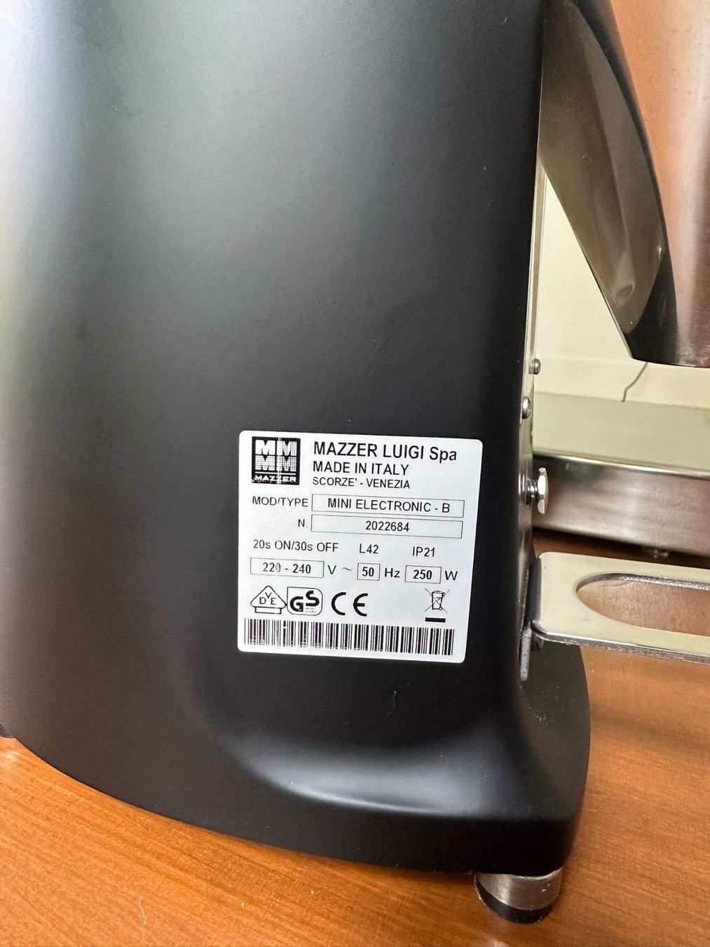 Kaffeemaschinen & Espressomaschinen: Mazzer Mini Electronic B Kaffeemühle / Espressomühle – Gebraucht aus Zürich von noonexx 1