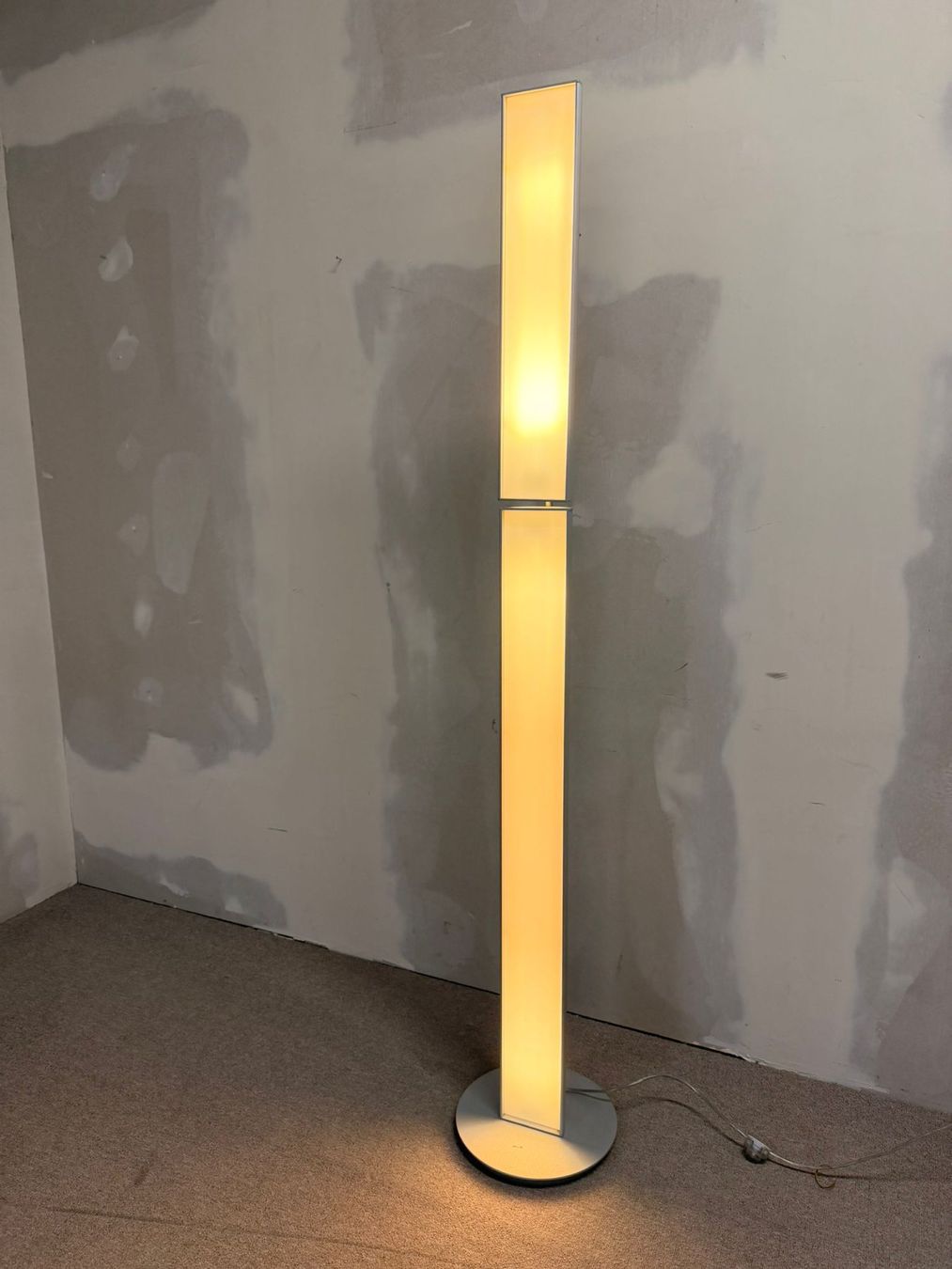 Lampade: Stehlampe Artificia Stilla Modullampe drehbare Lichteffekte – Usato da Rickenbach ZH venduto da Der-Insider 4