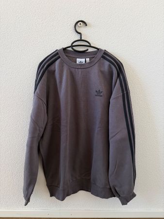 adidas Originals OVERSIZE CREW - Sweatshirt - grey/black