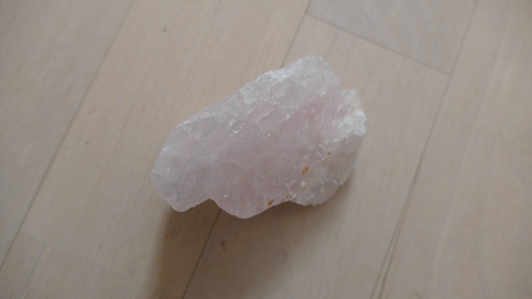 Minerali & Pietre curative: ROSENQUARZ – Usato da ESCHENBACH SG venduto da MAKULU04 1
