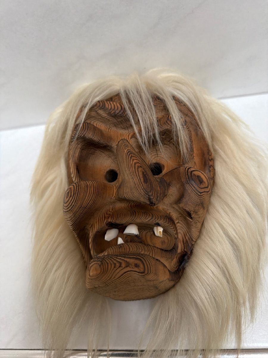 Autres antiquités ou arts: Lötschentaler Holzmaske – D'occasion à Biberist par Momo33 6