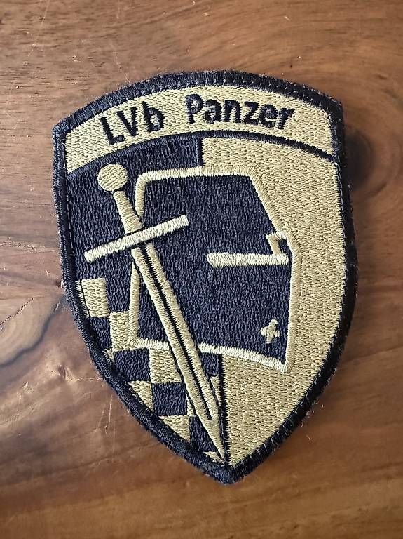 Placchette & Badge: Patchs velcro Armée XXI – Usato da La Tour-de-Peilz venduto da laurent1979 2