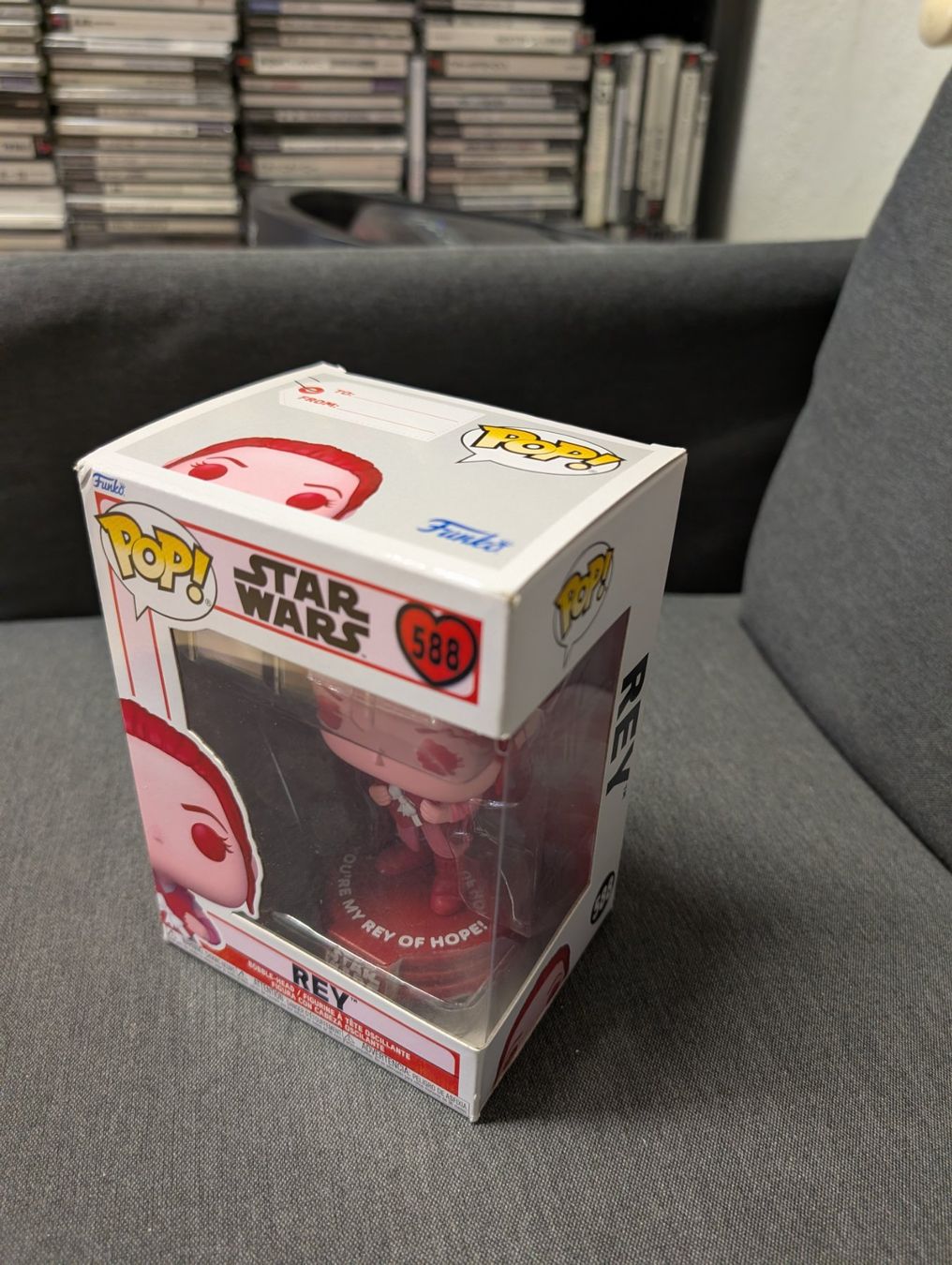 Funko Statuette: Funko pop star wars 588 Rey – Usato da Giubiasco venduto da Ticinerd