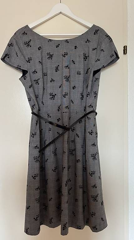Orsay Vestiti: Orsay Business Kleid 44 – Nuovo (secondo la descrizione) da Baden venduto da Chrisenft