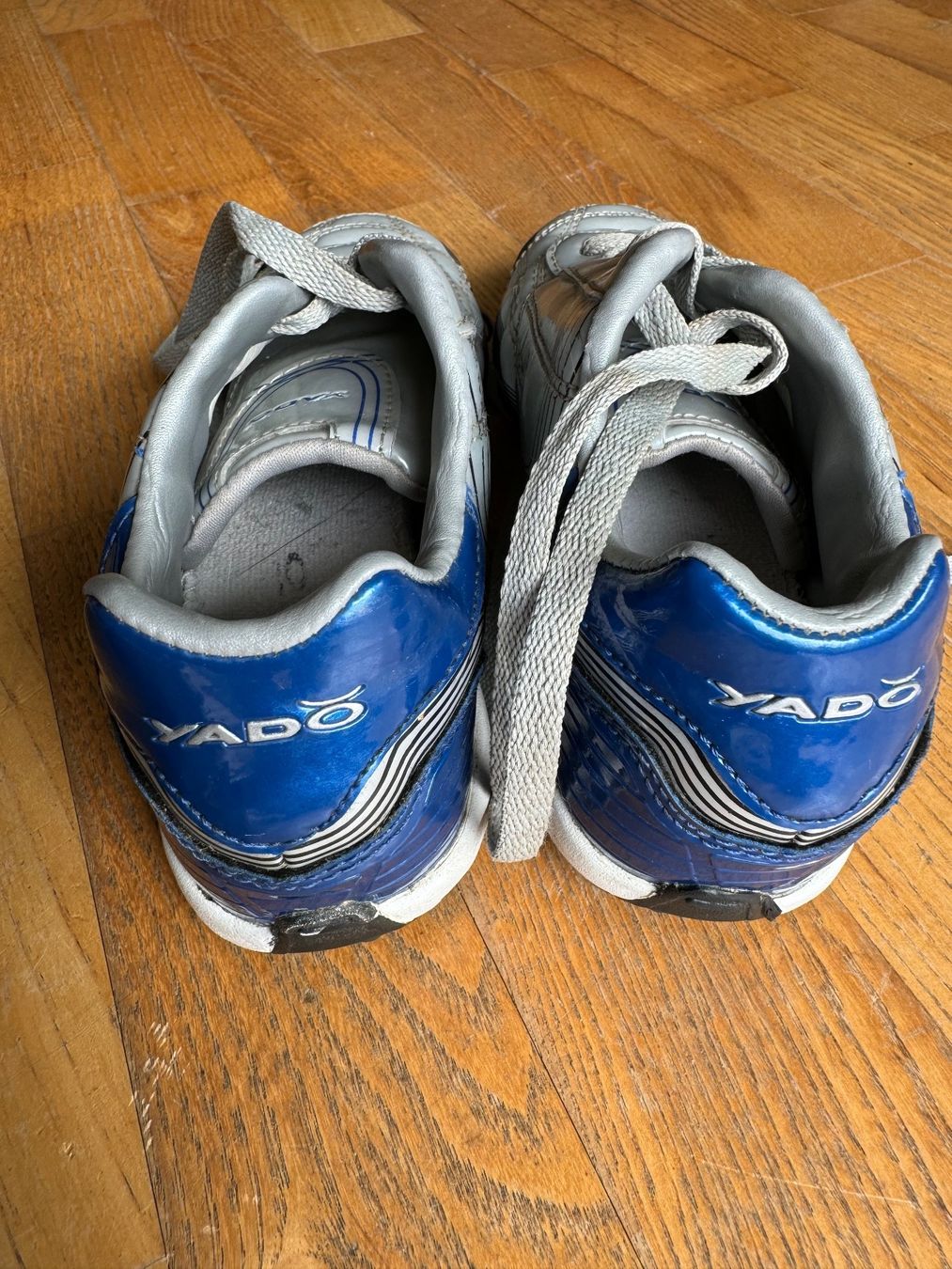 Scarpe per ragazzi: Fussballschuh Yado Gr. 33 Kinder – Usato da Aesch ZH venduto da Goonies_1 2