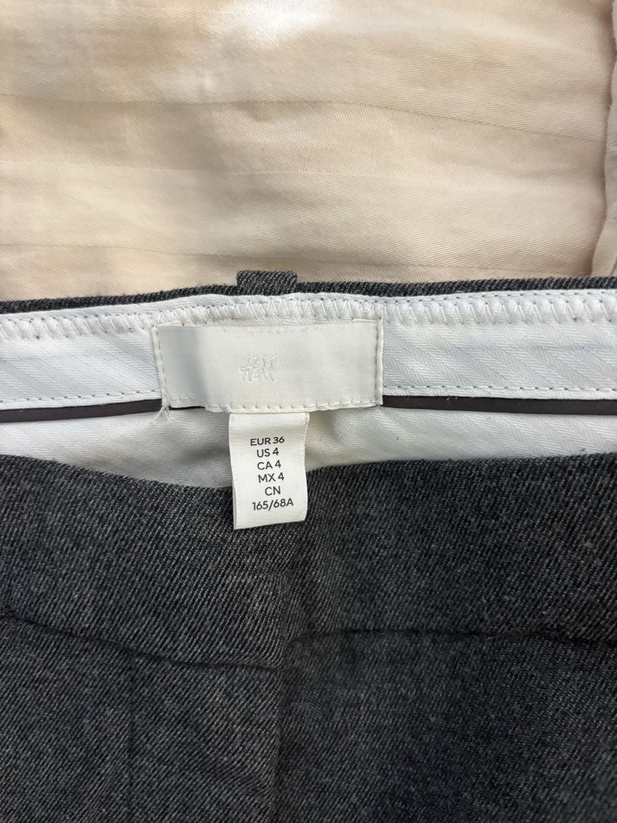 H&M Hosen: Graue Anzugshose – Gebraucht aus Wädenswil von Gagegia 1