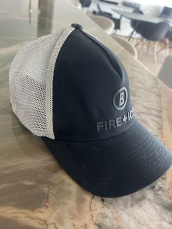 Cap Trucker 110 Flexfit FIRE+ICE Black/White Mesh Size 8