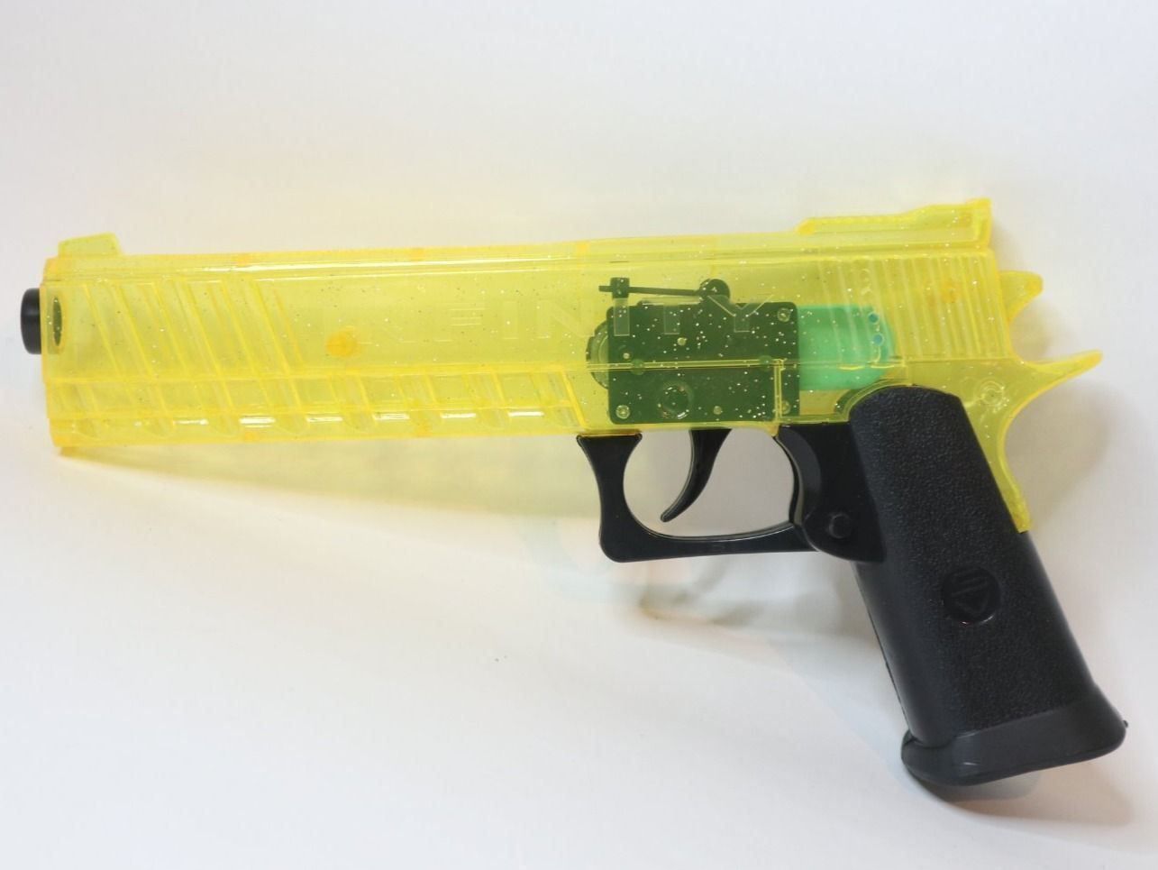 Spielzeuge: S & W Infinity Pistole Funkensprüh Effekt Sparkling Action – Neu und originalverpackt aus Eschenbach SG von Astalavista 1