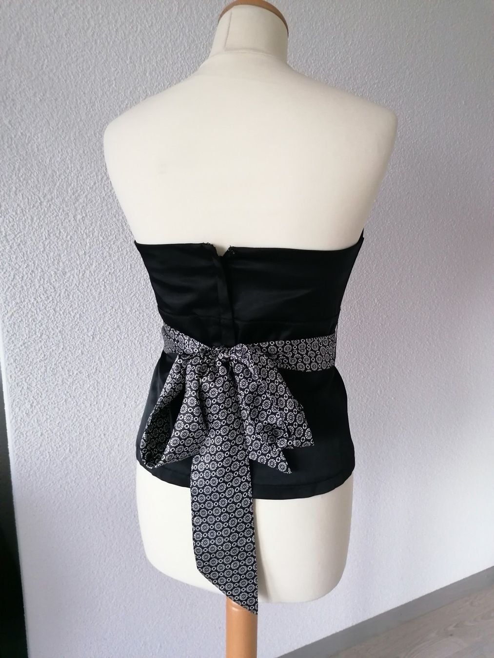 Sonstige Unterwäsche: Schwarze Satin-Corsage Gr. 36 – Neu (gemäss Beschreibung) aus Emmen von Tigerlady 5