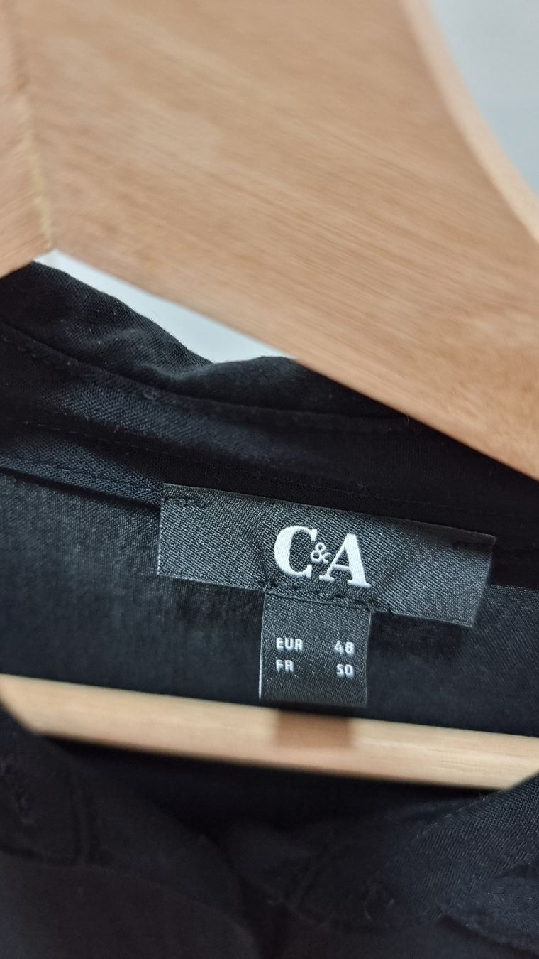 C&A Vestiti: Schwarzes Longbluse oder Kleid C&A Gr. 48/50 leicht und luft – Usato da Steinach venduto da lesefieber 1