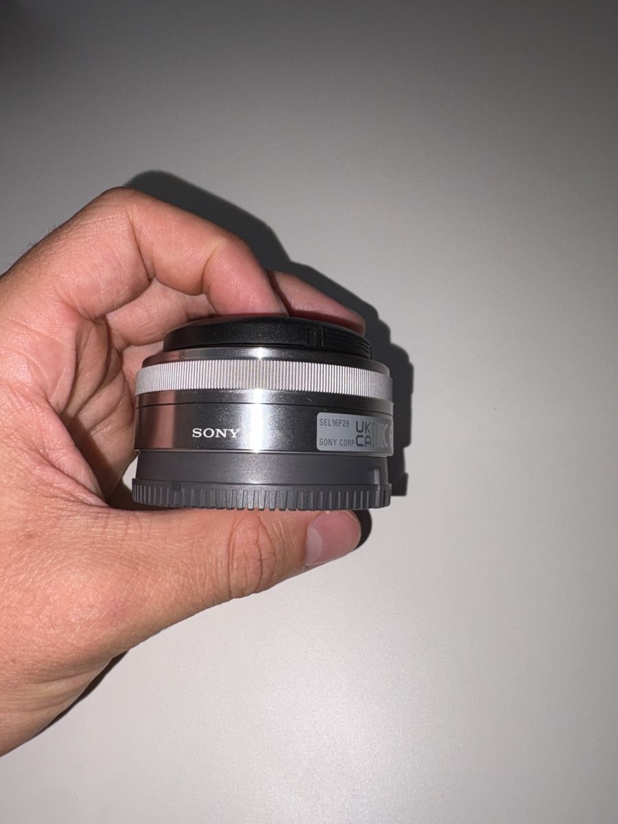 Sony Objectifs: Sony E 16mm f/2.8  – Neuf (Voir description) à Muttenz par nik_6rwp 4