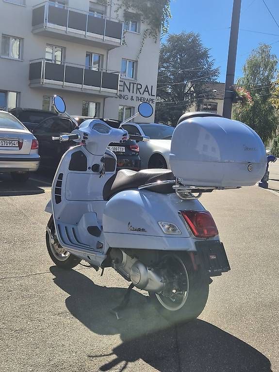 Scooter: Vespa GTS 300 Super – Usato da Allschwil venduto da daniel19910 2