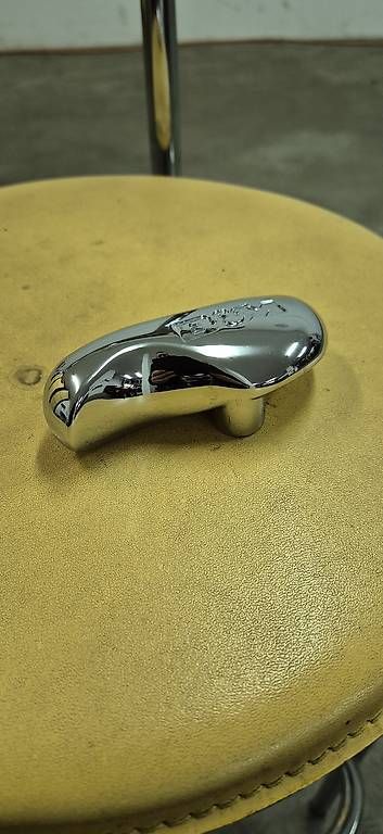 Toutes les pièces détachées moto: B&M Shifter Knopf ( Hammer Head ) – D'occasion à Bönigen par Wrc20 2