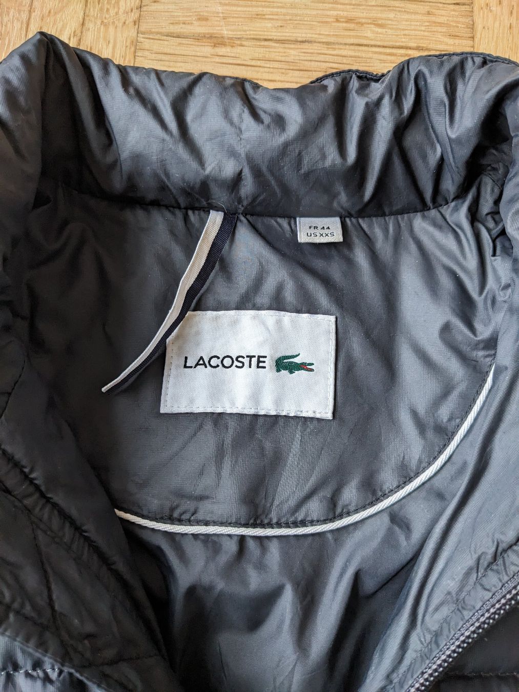 Lacoste Giacche: Lacoste Damenjacke XXS – Usato da Lengnau AG venduto da Nathi88 5