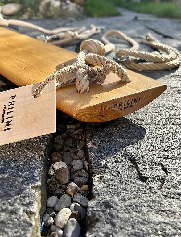 Altre altalene da giardino: Handgemachte Holzschaukel – Nuovo e nell'imballaggio originale da Samstagern venduto da SYP 2