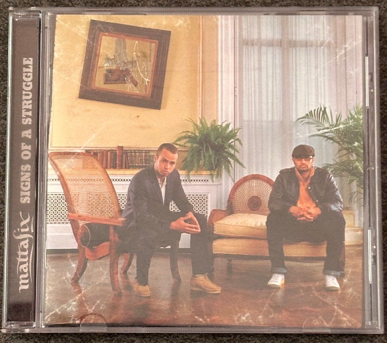 CD: Mattafix - Signs of a Struggle - CD – Usato da Geuensee venduto da dmi_hdp9