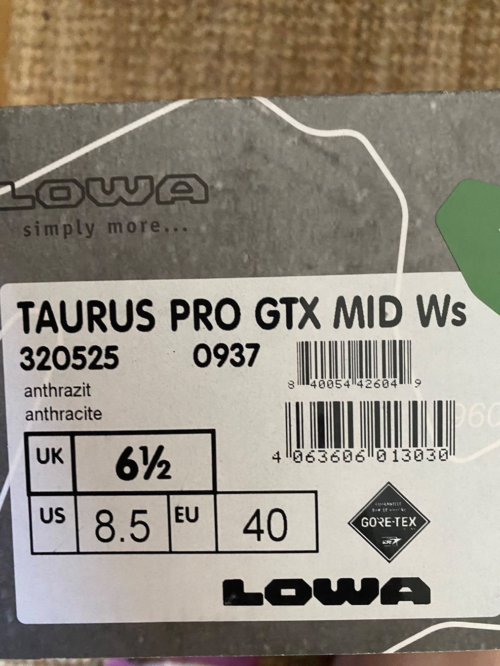 Lowa Damenschuhe: Chaussure de marche Lowa 40 – Gebraucht aus St-Blaise von zelie_3 4