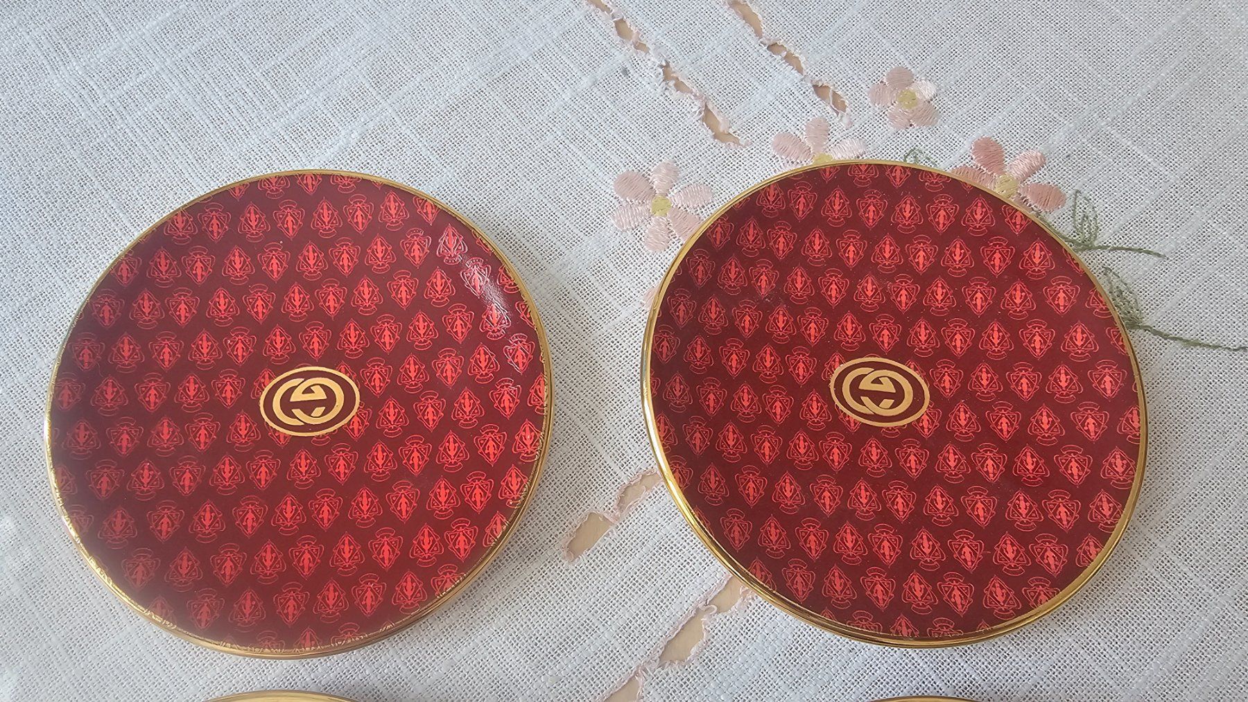 Gucci Servierplatten: 4 vide poche / cendrier Gucci – Gebraucht aus Etoy von angi020 2
