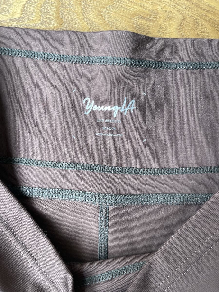 Leggings: Young LA flares – Usato da Fribourg venduto da ssu_tr9g 2