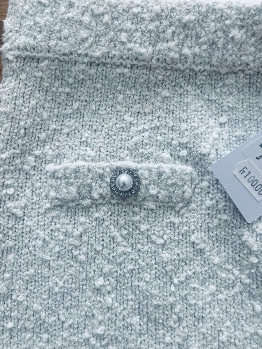 Guess Gonne: GUESS Kurzer Bouclé-Strickrock Gr. S – Nuovo (secondo la descrizione) da Zürich venduto da Walllstreet 1