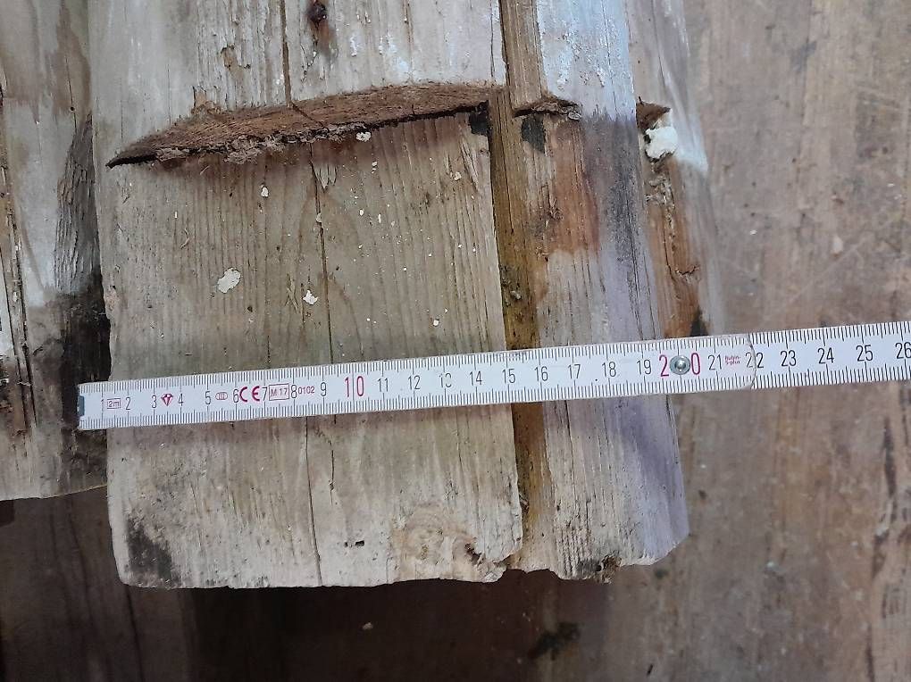 Articoli in legno: Altholzbalken unbehandelt Original – Usato da Hittnau venduto da v-v-onlineverkauf 2