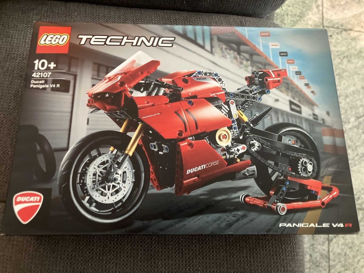 Lego Kit di costruzioni: LEGO Technic 42107 Ducati Panigale V4 R neu – Nuovo e nell'imballaggio originale da Freienbach venduto da Lordmoli