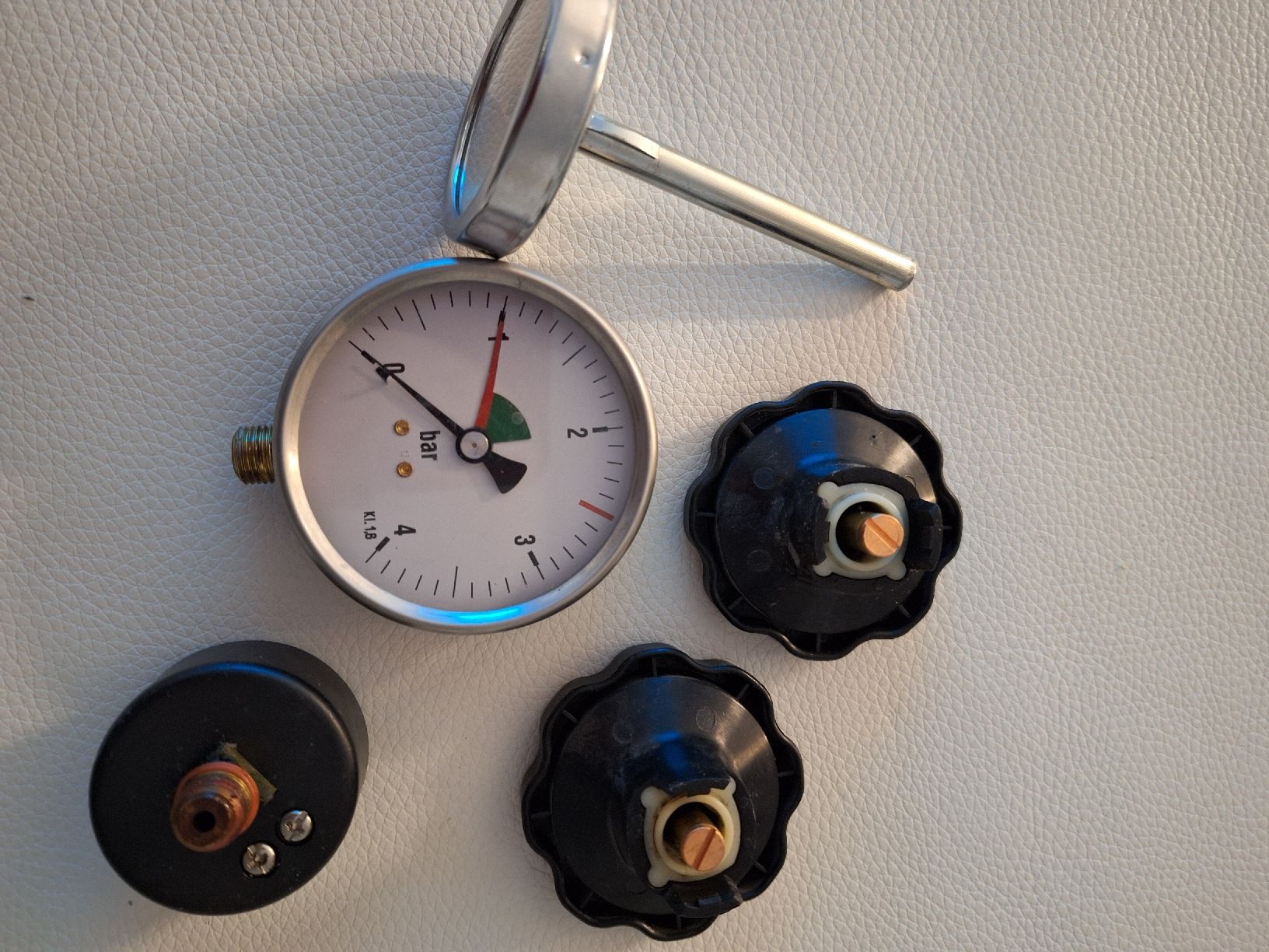 Mesurer: Manometer und Thermometer Set diverse Messinstrumente – D'occasion à Ettingen par Platzhirsch63 4