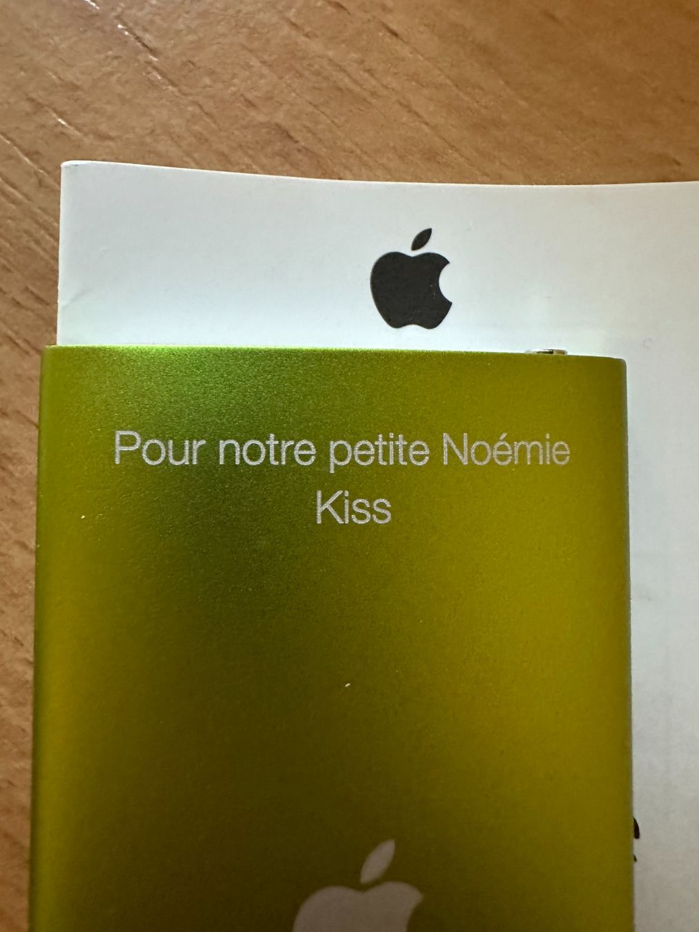 Apple Tragbarer Mediaplayer: Ipod shuffle vert 8GB – Gebraucht aus Echarlens von got19 1