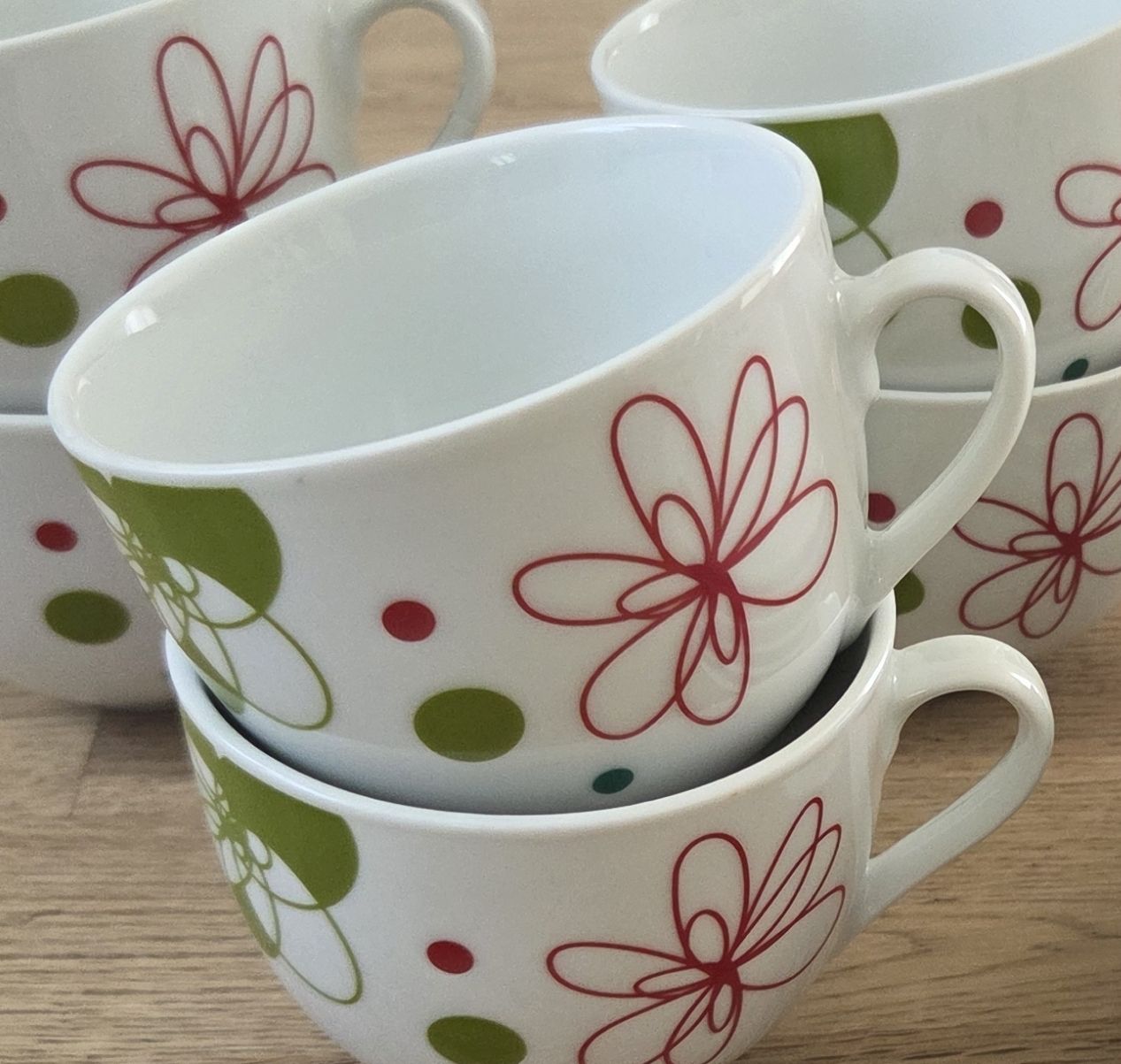 Services de table: Cafetassen-Set Blumenmuster  – D'occasion à Ebnat-Kappel par Moonel.104