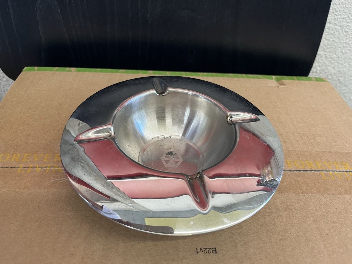 Set di piatti: Häppchenschale, Aschenbecher, Deckelschale – Usato da Kriens venduto da Celi_5ne 2
