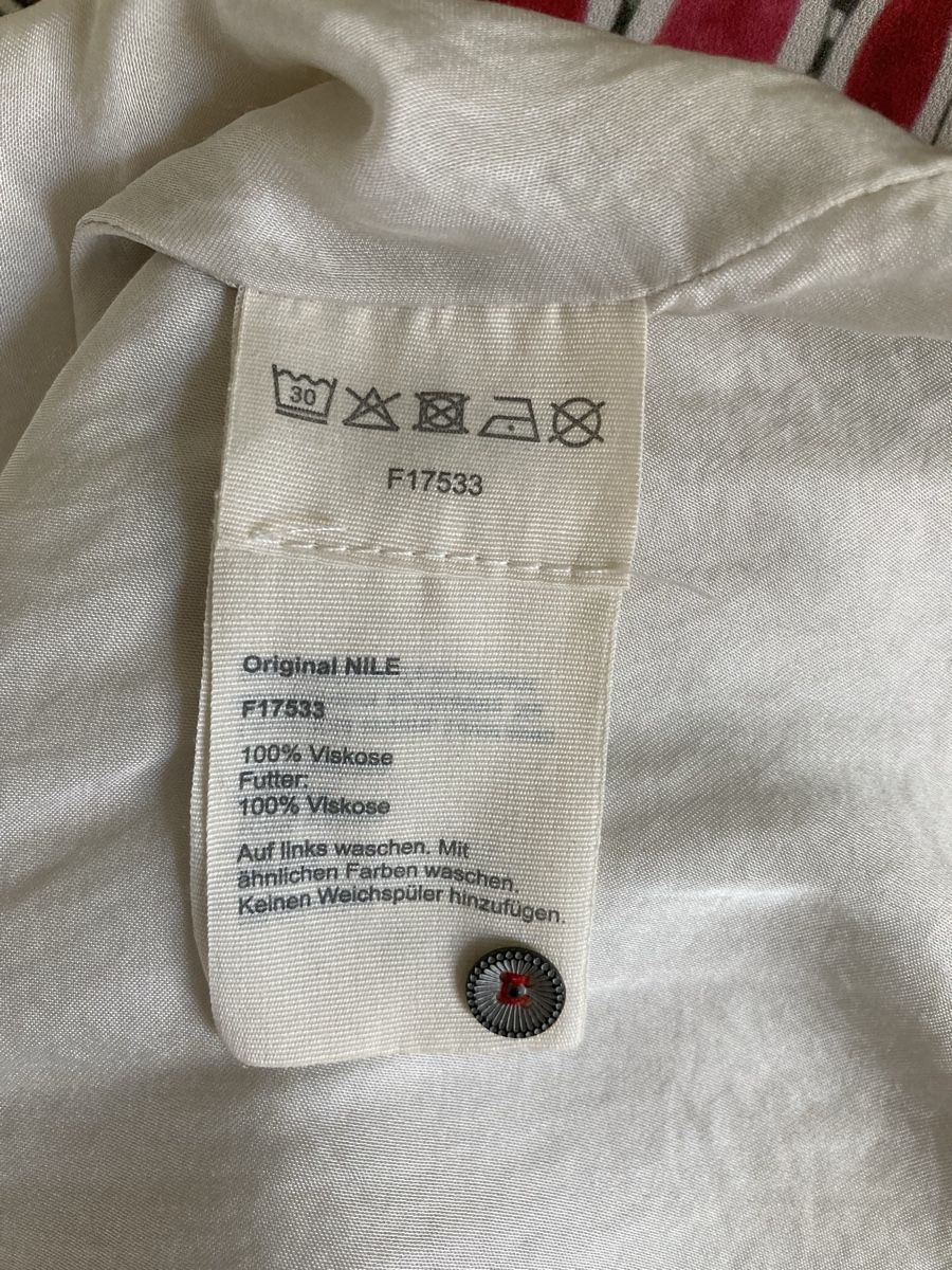Nile Vestiti: NILE Kleid, S – Usato da La Neuveville venduto da sim_5lpj 3