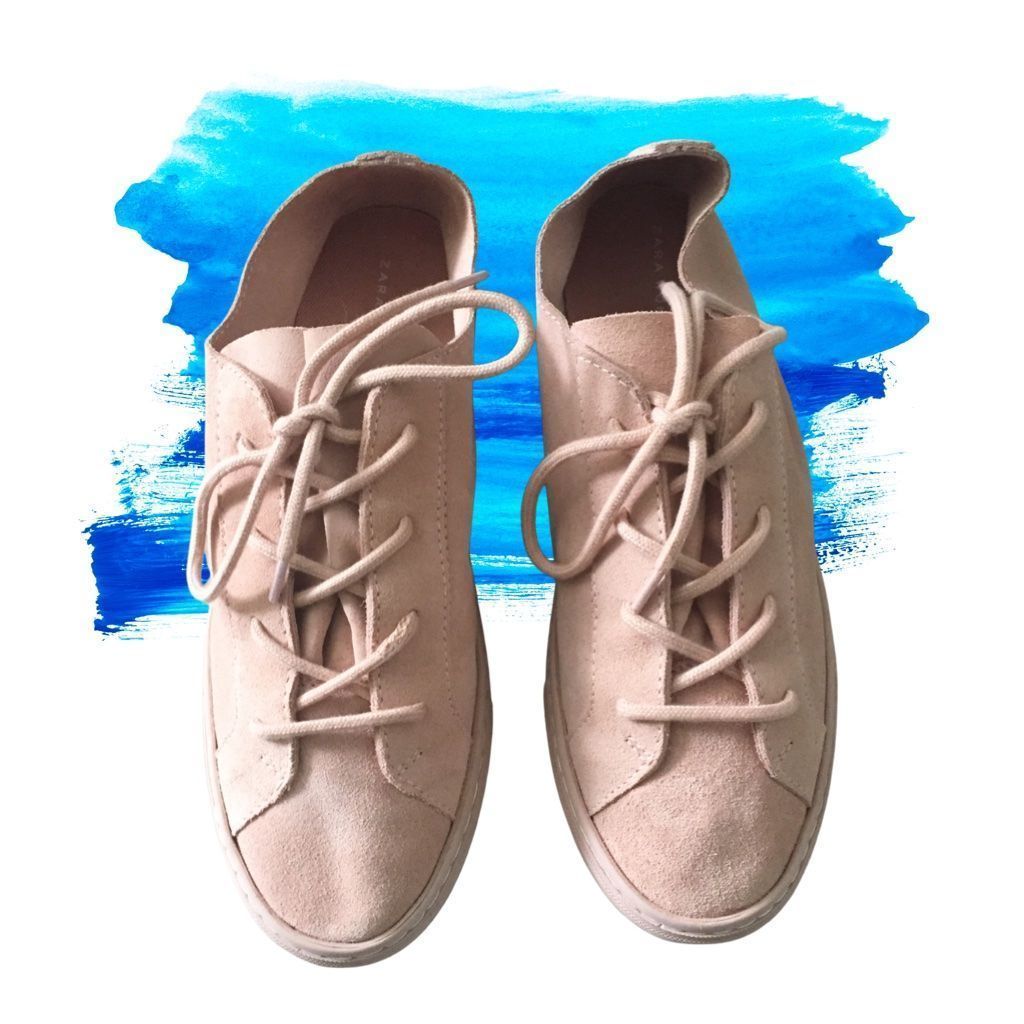 Scarpe da donna: Neuwertige Suede Sneaker Gr. 39 – Nuovo (secondo la descrizione) da Zürich venduto da Eves.vintage.element 3