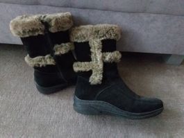 Wildleder- Stiefli (Gr. 39) m. Pelzli