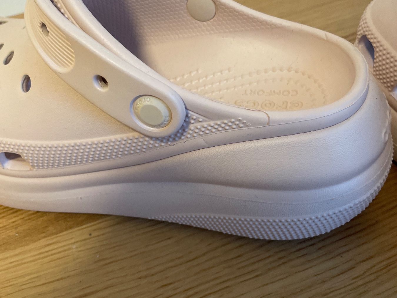 Crocs Scarpe da donna: Crocs NEU hellrosa Gr. 7 (37/38) – Nuovo (secondo la descrizione) da Zumikon venduto da tim_8yk2 6