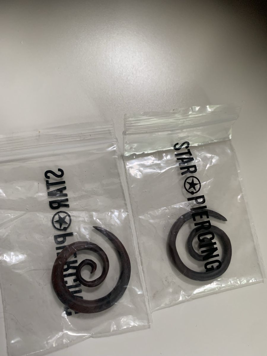 Orecchini pendenti & Orecchini a lobo: Holz Spirale für Ohr – Nuovo (secondo la descrizione) da Uster venduto da Flummi 2