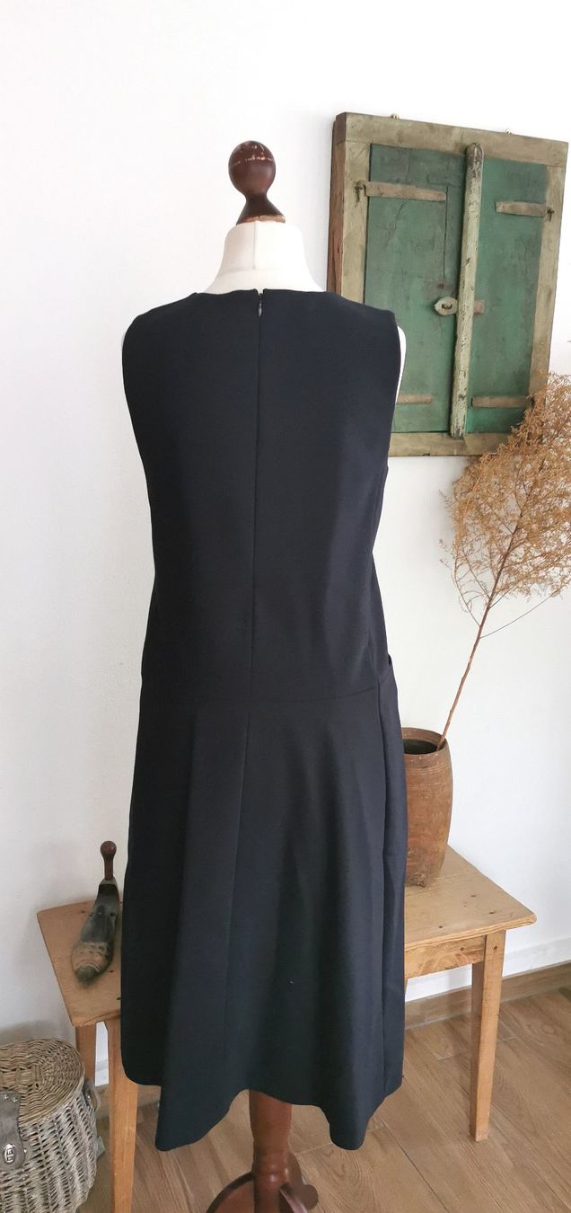 Cos Vestiti: Cos stilvolles Kleid Gr. M – Usato da gachnang venduto da tibus1 2