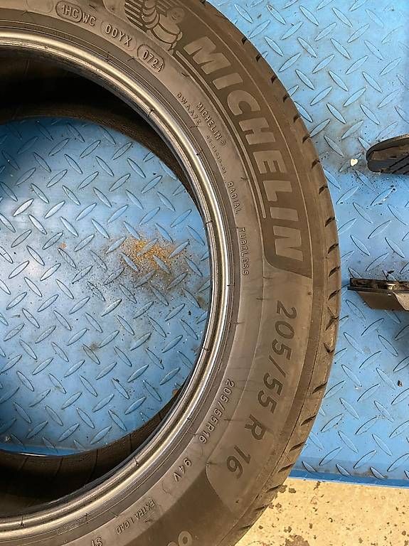 Altro in Scrittura & Disegno: Gomme estive come nuove – Usato da Locarno venduto da aga_v5hf 3
