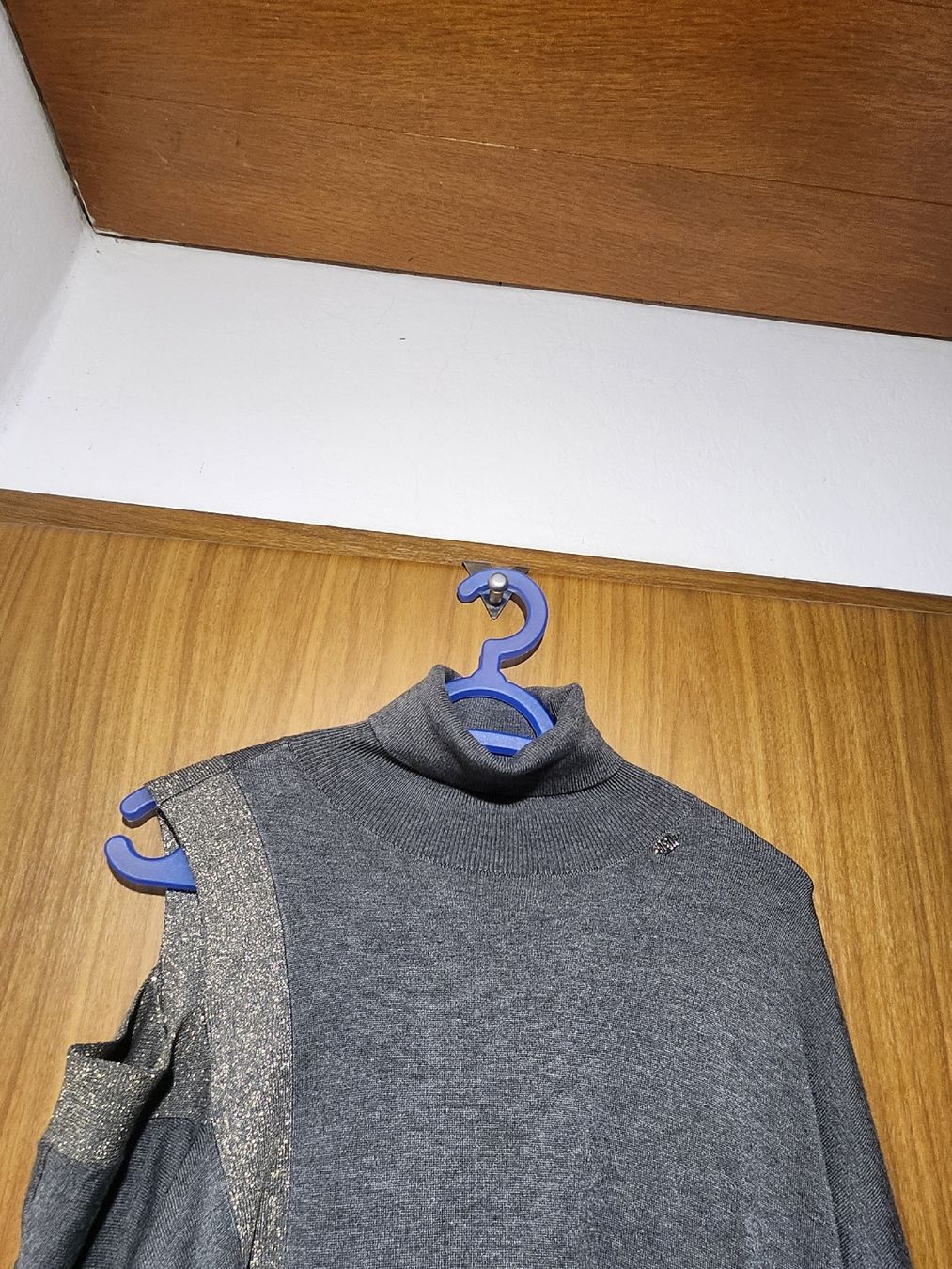 Vestiti: Robe pull  Gaudi Jeans grise taille M  – Usato da Niedergösgen venduto da Eva2410 5
