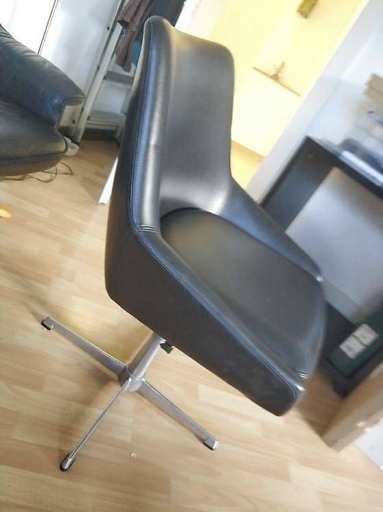 Chaises: Bürostuhl Lederoptik – D'occasion à Birr par Barnee85 3