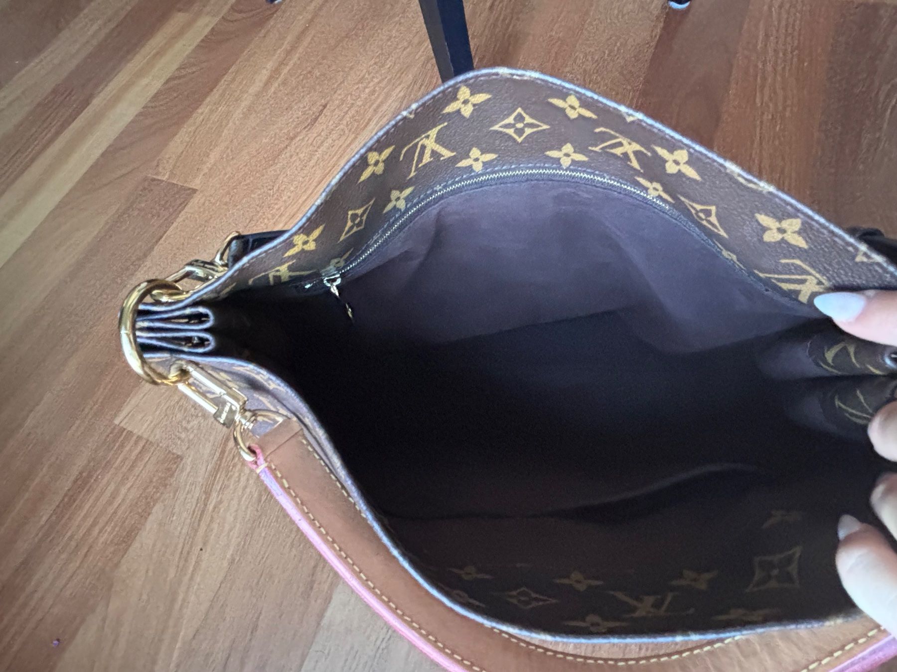 Louis Vuitton Borse da donna: Louis Vuitton Metis Hobo – Usato da Thalwil venduto da dor_rd25 4