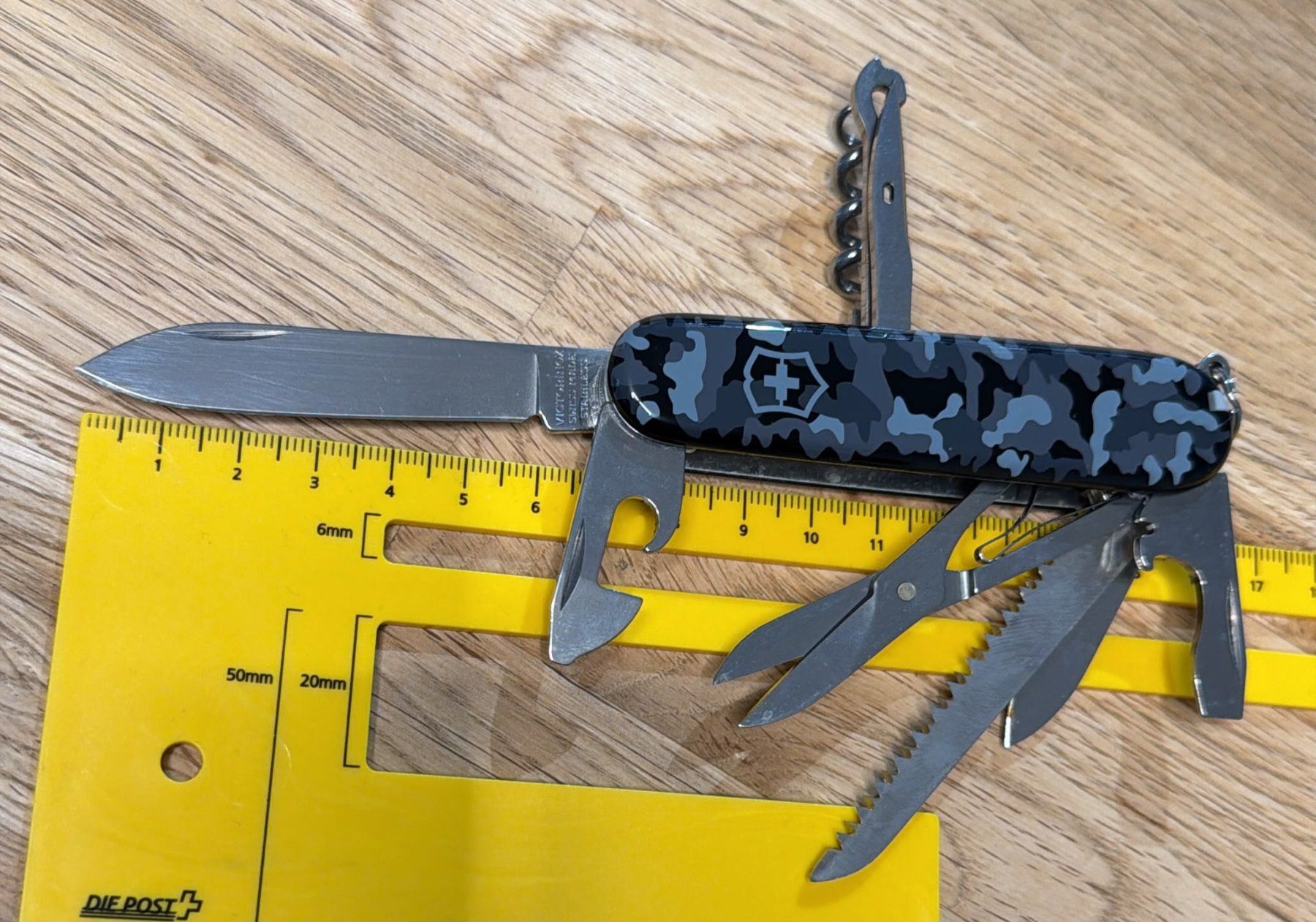 Victorinox Coltelli tascabile: VICTORINOX TASCHENMESSER – Usato da Zürich venduto da Frei-Occasionen 9