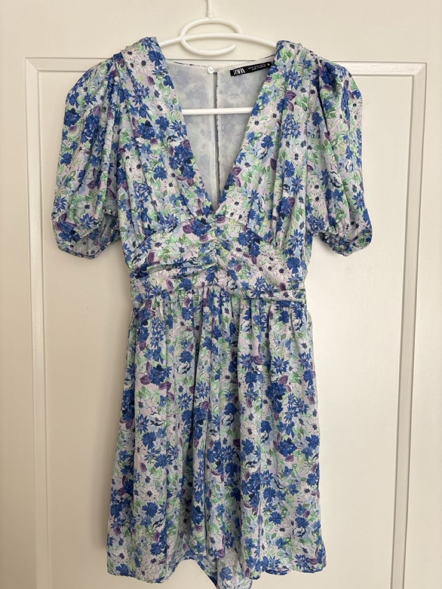 Zara Tute: Zara Sommerjumpsuit – Usato da Zürich venduto da M.dxc