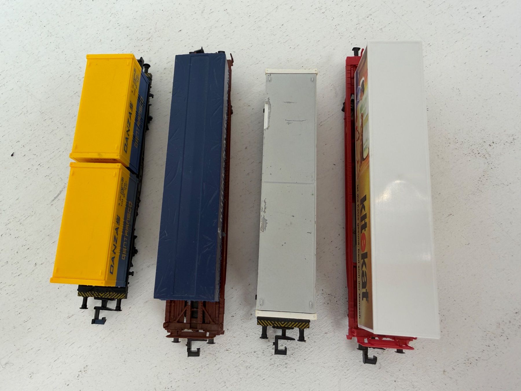 Modellini di ferrovie: Fleischmann 8233; 8243 , Roco 25289 Güterwagen – Usato da Büsserach venduto da ModellbahnDepot 5